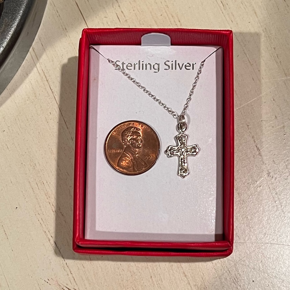 NWT Sterling Silver Filigree Cross Necklace on 18" Chain - Picture 3 of 5